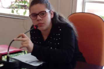 Foto - Fotos da posse da 1ª Suplente de Vereadora Mirim Josieli Daiara Sarturi