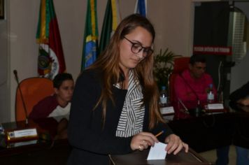 Foto - Posse e Eleição de Mesa Diretora do 2º Câmara Mirim