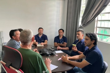 Vereadores se reúnem com Emater e Secretaria de Agricultura para discutir ações de fortalecimento da produção rural