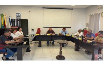 Realizou-se nesta segunda-feira, QUADRÁGESIMA QUARTA SESSÃO LEGISLATIVA ORDINÁRIA DA QUARTA SESSÃO LEGISLATIVA DA DÉCIMA LEGISLATURA, EM 2.12. 2024.