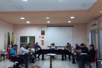 6º SESSÃO EXTRAORDINÁRIA DA SEGUNDA SESSÃO LEGISLATIVA DA DÉCIMA LEGISLATURA, EM 10.10-2022.