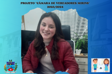 Vereadora Mirim eleita Gabrielle da Costa Schneider, que representa a Escola Estadual de Ensino Fundamental Botão de Ouro, esteve visitando acompanhada de sua vó Eloi Schneider o Poder Legislativo