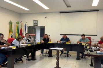 Realizou nesta última segunda-feira (19), 3ª Sessão Ordinária do Poder Legislativo de Jóia.