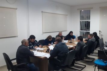 Realizou nesta última segunda-feira (12), 19ª Sessão Ordinária do Poder Legislativo de Jóia.