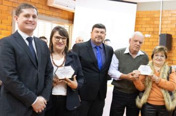 Entrega de Moção de Aplausos e Reconhecimento a Judite Bernadete Furlan Machado e Guilherme Fontana Ramos.