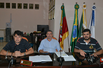 Reunião da Comissão Especial.