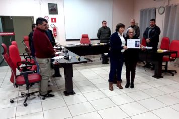  CÂMARA DE VEREADORES DE JÓIA HOMENAGEIA SENHORA MARIA IRANI VALENTINI