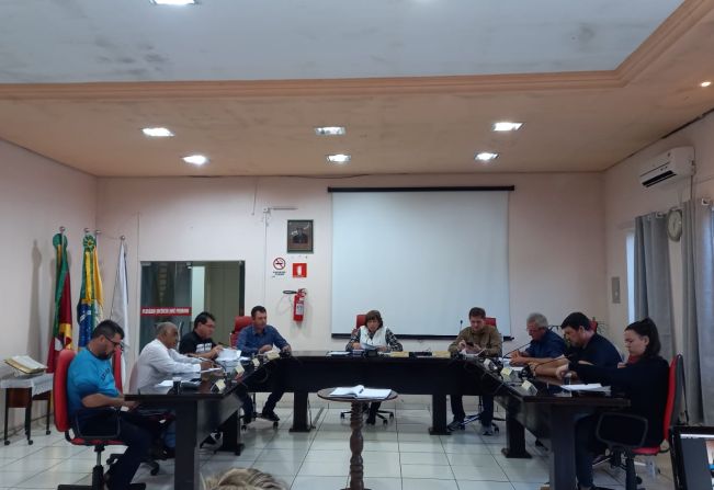 6º SESSÃO EXTRAORDINÁRIA DA SEGUNDA SESSÃO LEGISLATIVA DA DÉCIMA LEGISLATURA, EM 10.10-2022.