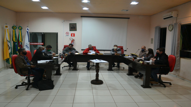 SESSÃO ORDINÁRIA  DIA 04 DE MAIO DE 2020.