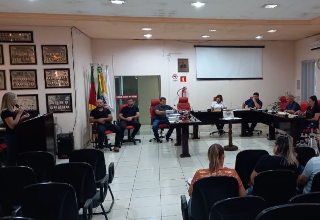 8º SESSÃO LEGISLATIVA ORDINÁRIA DA TERCEIRA SESSÃO LEGISLATIVA DA DÉCIMA LEGISLATURA.