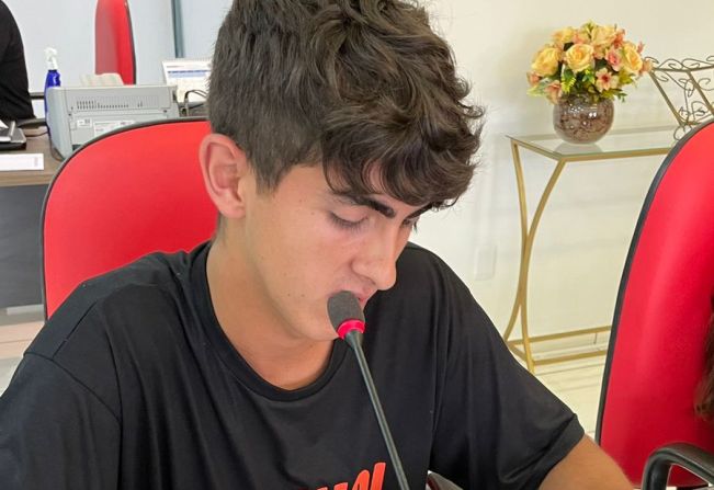 Vereador Mirim  Bruno da Silva Langer, apresenta proposições em 1ª Sessão Ordinária da 3ª Câmara de Vereadores Mirins.