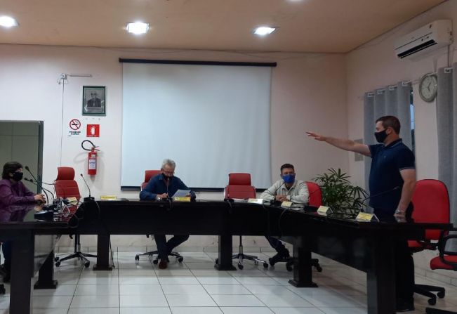 Jocinei Boff, 1º Suplente de Vereador do Partido Progressista, assume a vaga ocasionada pela Licença para Tratamento de Saúde do Vereador Dionei de Matos Lewandowski, o qual apresentou atestado médico de oito dias. 