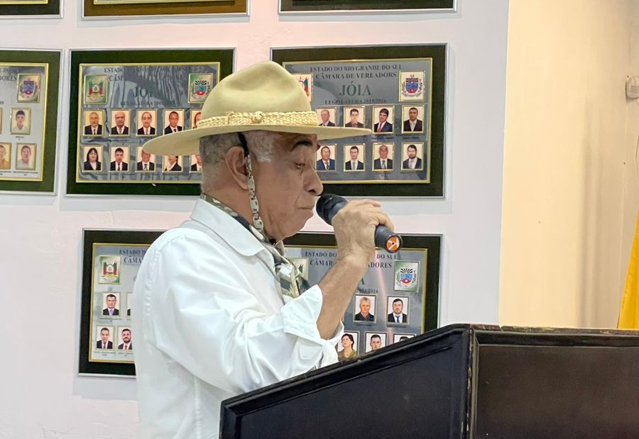 Secretário de Obras presta contas na Câmara de Vereadores