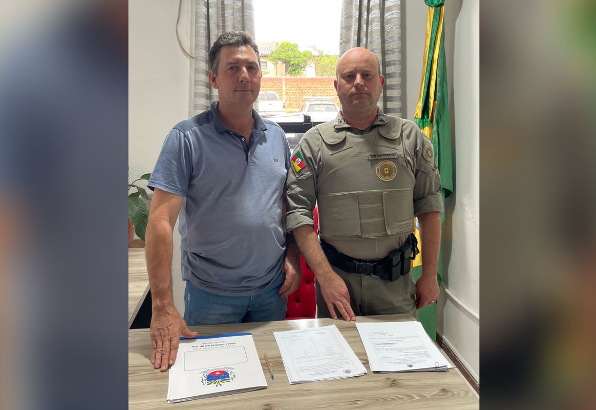 Presidente da Câmara recebe visita de Sargento da Brigada Militar em busca de parcerias para o município