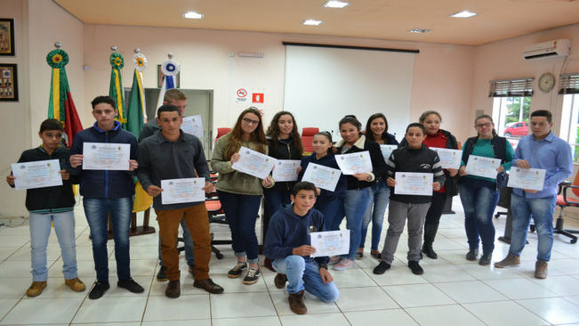 Diplomação dos Vereadores Mirins Titulares e Suplentes do 2º Câmara Mirim 2019.